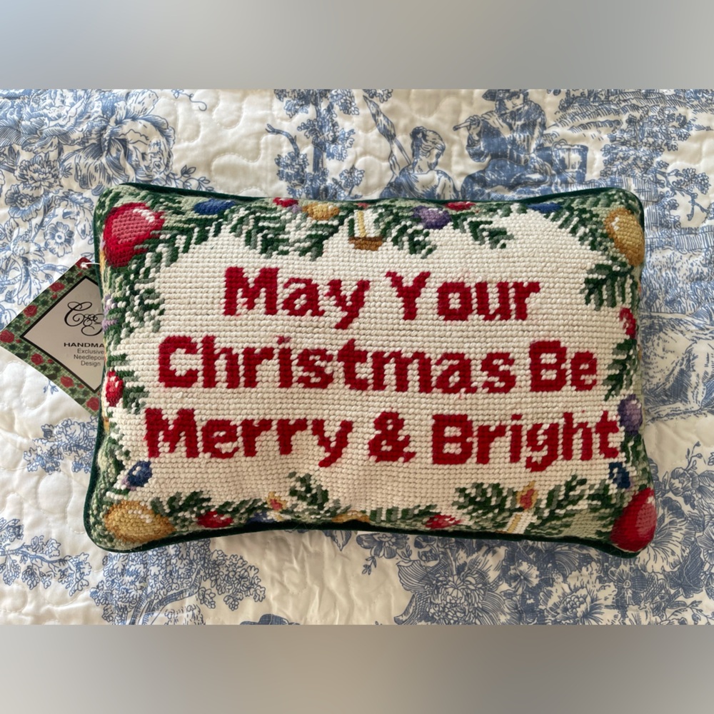 Beautiful Vintage Christmas Woolen Needlepoint Pillow “Merry & Bright” NEW